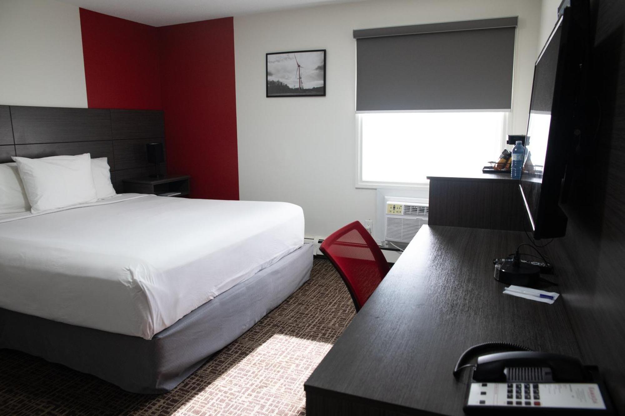 Airport Inn - Dawson Creek Exterior foto